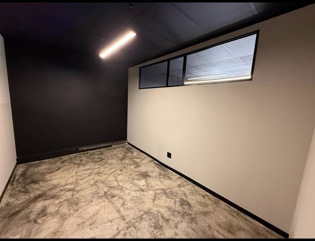 479M² WAREHOUSE TO LET IN ISANDO